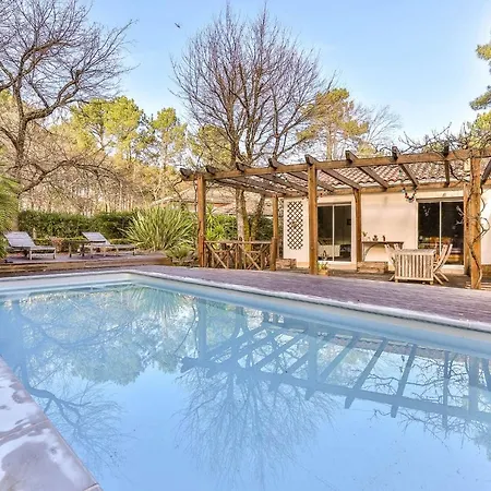Avec Piscine 10 Personnes Villa *